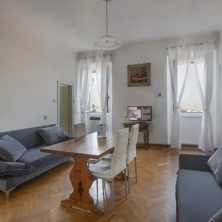 Vistadelcapriccio Lägenhet
